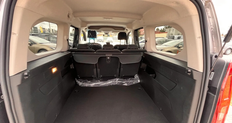 Toyota Proace City Verso cena 165612 przebieg: 7, rok produkcji 2023 z Jedwabne małe 56